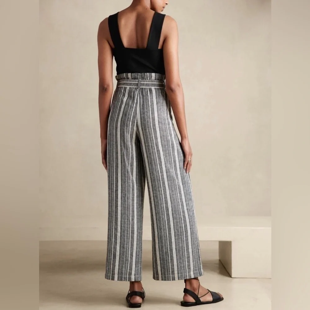 NWT! Light Grounded Stripe Linen-Blend Paperbag Wide Leg Pant - Multiple
